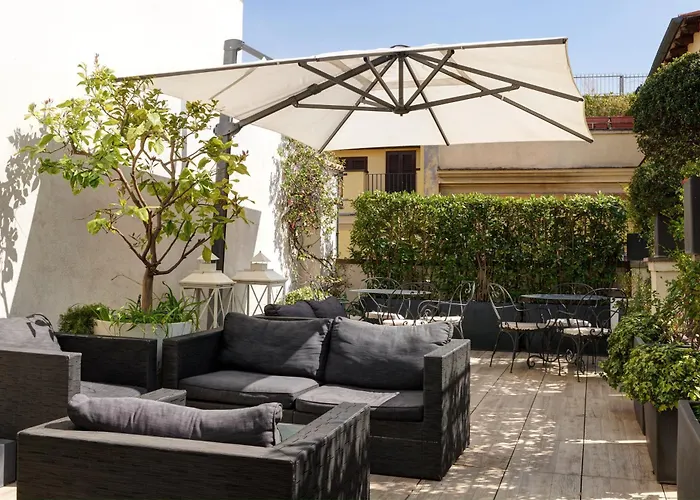 Terrace Pantheon Relais Rom