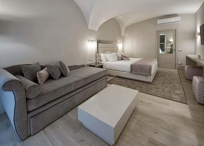 Terrace Pantheon Relais Otel 4*